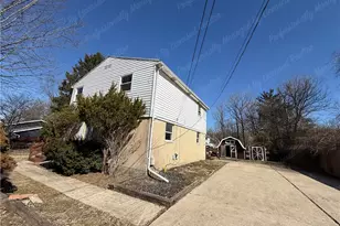 675 Wright St, Yellow Springs Vlg, OH 45387 - Photo 3