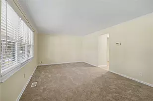 5049 Hahn Ave, Fairborn, OH 45324 - Photo 3