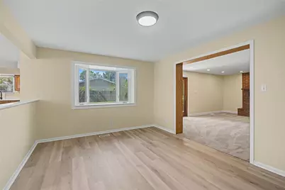 5049 Hahn Avenue, Fairborn, OH 45324 - Photo 7