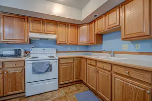 400 Willow Dr, Eaton, OH 45320 - Photo 5