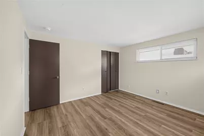 6826 Hubbard Drive, Dayton, OH 45424 - Photo 13