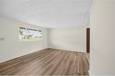 6826 Hubbard Drive, Dayton, OH 45424 - Photo 5
