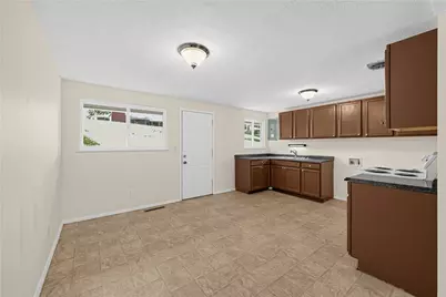 6826 Hubbard Drive, Dayton, OH 45424 - Photo 11