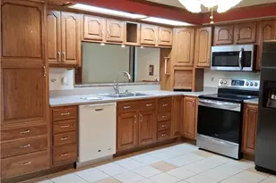 4966 Longford Rd, Huber Heights, OH 45424 - Photo 5