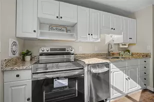 2933 Greenbrook Ln, Cincinnati, OH 45251 - Photo 17