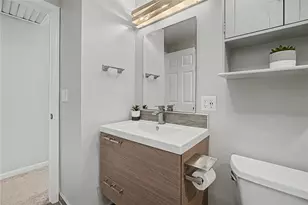 2933 Greenbrook Ln, Cincinnati, OH 45251 - Photo 21