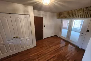 5512 Olive Tree Dr, Trotwood, OH 45426 - Photo 5