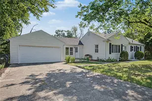 650 S Elm St, West Carrollton, OH 45449 - Photo 1