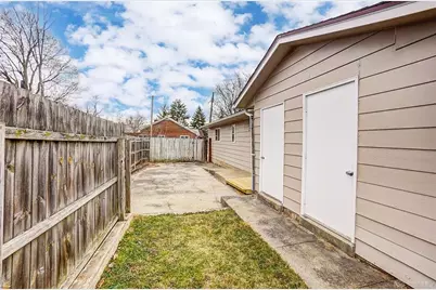 555 East Drive, Dayton, OH 45419 - Photo 23