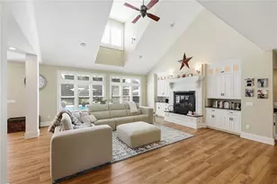 7562 Country Brook Ct, Clearcreek Twp, OH 45066 - Photo 9