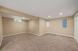 2131 Wagner Trace Dr, Beavercreek, OH 45431 - Photo 25