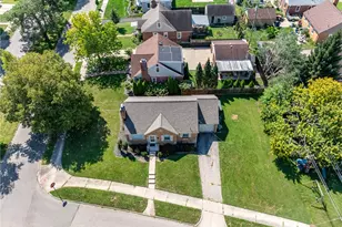 1014 Gainsborough Rd, Dayton, OH 45419 - Photo 35