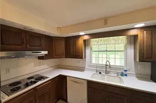 771 N Enon Rd, Bath Twp, OH 45387 - Photo 17