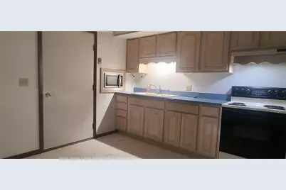 2230 Manhatten, Springfield, OH 45504 - Photo 11
