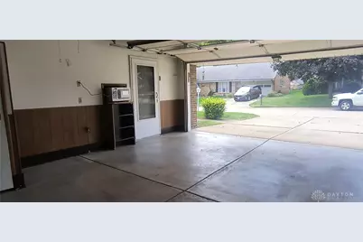 2230 Manhatten, Springfield, OH 45504 - Photo 37
