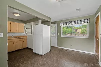 5813 Resik Drive, Dayton, OH 45424 - Photo 13