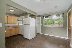 5813 Resik Dr, Dayton, OH 45424 - Photo 13