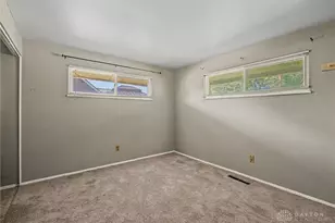 5813 Resik Dr, Dayton, OH 45424 - Photo 21