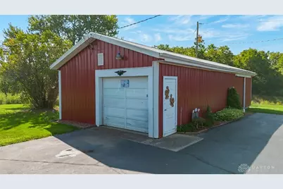 10700 State Line Road, New Paris, OH 45347 - Photo 5