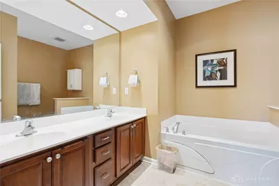 9518 Tahoe Drive, Centerville, OH 45458 - Photo 17