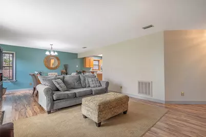 6660 Loblolly Drive, Huber Heights, OH 45424 - Photo 5