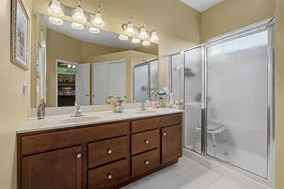3638 Highland Green, Cincinnati, OH 45245 - Photo 29