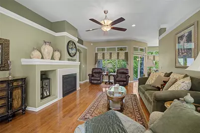 3638 Highland Green, Cincinnati, OH 45245 - Photo 11