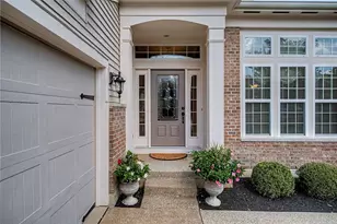 3638 Highland Grn, Cincinnati, OH 45245 - Photo 3