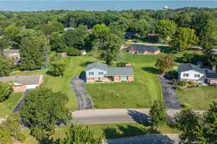 243 E Rahn Rd, Kettering, OH 45429 - Photo 5