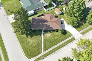 2630 Hazelbrook Dr, Butler Twp, OH 45414 - Photo 37
