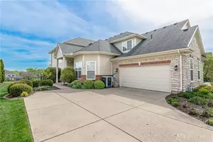 681 MacKenzie Ct, Centerville, OH 45458 - Photo 1