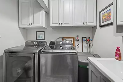 209 E Twin Street, Lewisburg, OH 45338 - Photo 23