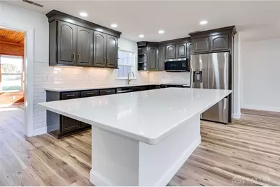 9550 Paragon Road, Dayton, OH 45458 - Photo 9