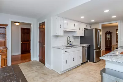 7805 Raintree Road, Washington Twp, OH 45459 - Photo 11
