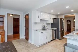 7805 Rain Tree Rd, Washington Twp, OH 45459 - Photo 11