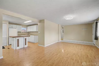 205 Cherry Blossom Place, West Carrollton, OH 45449 - Photo 13