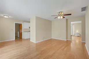 2157 Oak Tree Dr, Kettering, OH 45440 - Photo 13