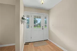 2157 Oak Tree Dr, Kettering, OH 45440 - Photo 7