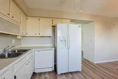 2260 Coach Drive #D, Kettering, OH 45440 - Photo 13