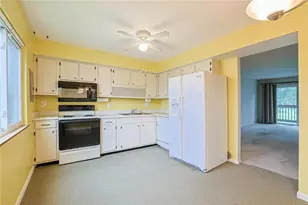 2260 Coach Dr, Kettering, OH 45440 - Photo 7