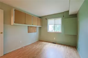 2260 Coach Dr, Kettering, OH 45440 - Photo 17