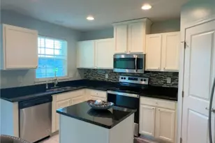 5148 Dayflower Dr, Tipp City, OH 45371 - Photo 7