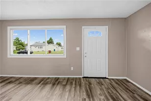 859 Flintridge Dr, Fairborn, OH 45324 - Photo 9
