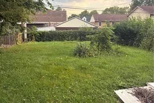 2105 Martin Ave, Harrison Twp, OH 45414 - Photo 11
