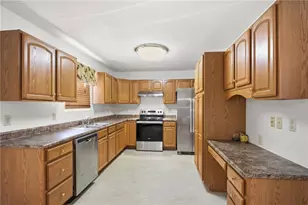 2300 Wilshire Dr, Piqua, OH 45356 - Photo 11