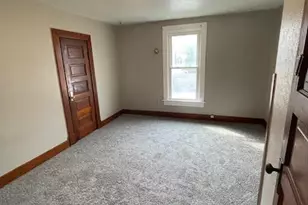 1327 Carlisle Ave, Dayton, OH 45420 - Photo 11