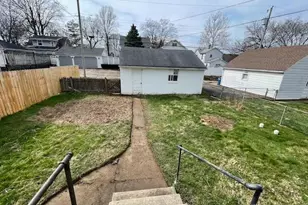 1327 Carlisle Ave, Dayton, OH 45420 - Photo 17