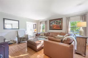 7425 Heatherwood Ct, Washington Twp, OH 45459 - Photo 5