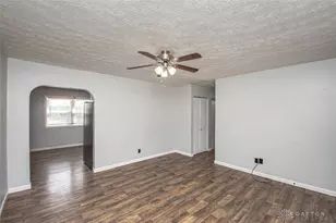1482 Cobblestone St, Riverside, OH 45432 - Photo 3