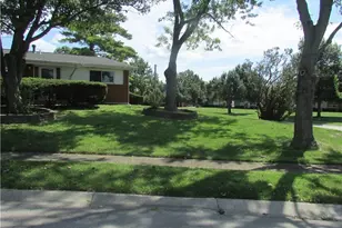 605 Cromer Ct, Englewood, OH 45322 - Photo 15